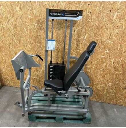 Sittande Benpress 150 kg, Nordic Gym 120SE